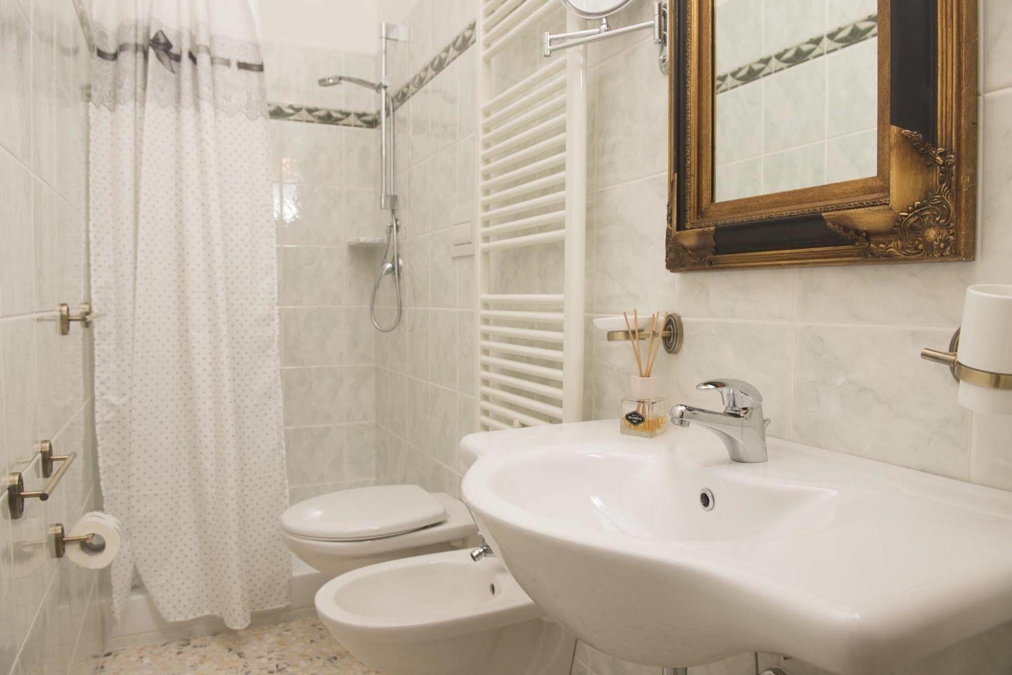 Dimora Cappuccini Guest House Cisternino Ngoại thất bức ảnh
